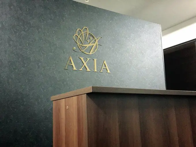 AXIA（アクシア）博多駅前店1